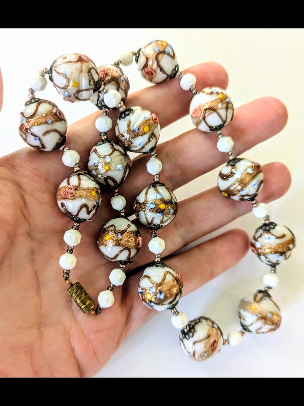 Vintage Venetian Murano 15mm Wedding Cake Glass Bead Necklace White/Pink  19"